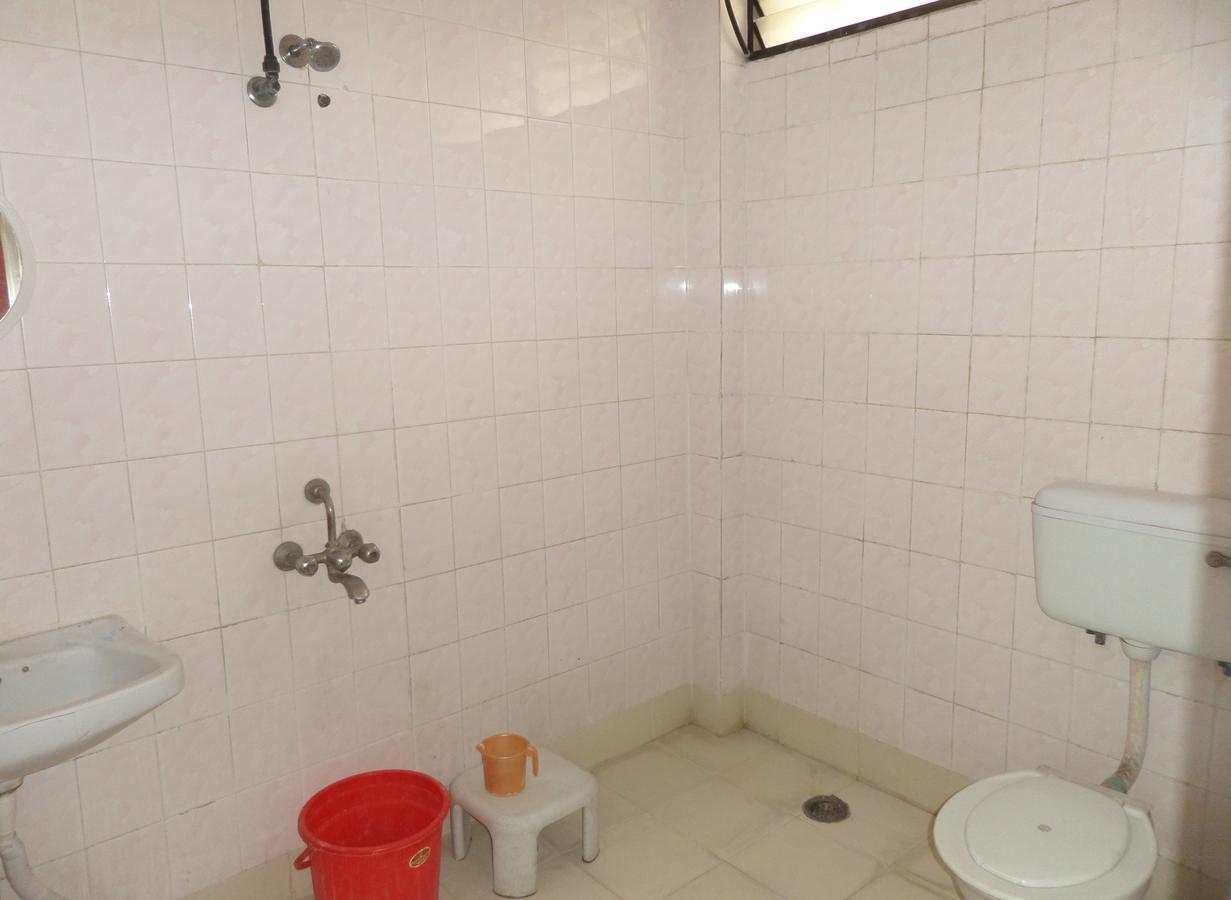 Hotel Ayodhya Nashik Exteriör bild